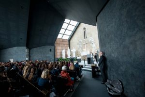 A full Apparition Chapel